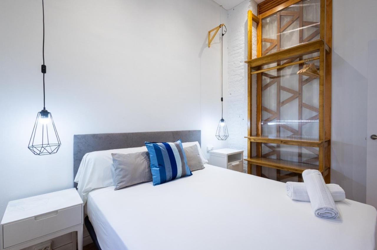 Florit Flats - The Vella Apartment 瓦伦西亚 外观 照片